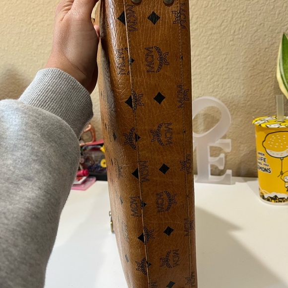 MCM VINTAGE DOCUMENT/LAPTOP BAG - Picture 8 of 16